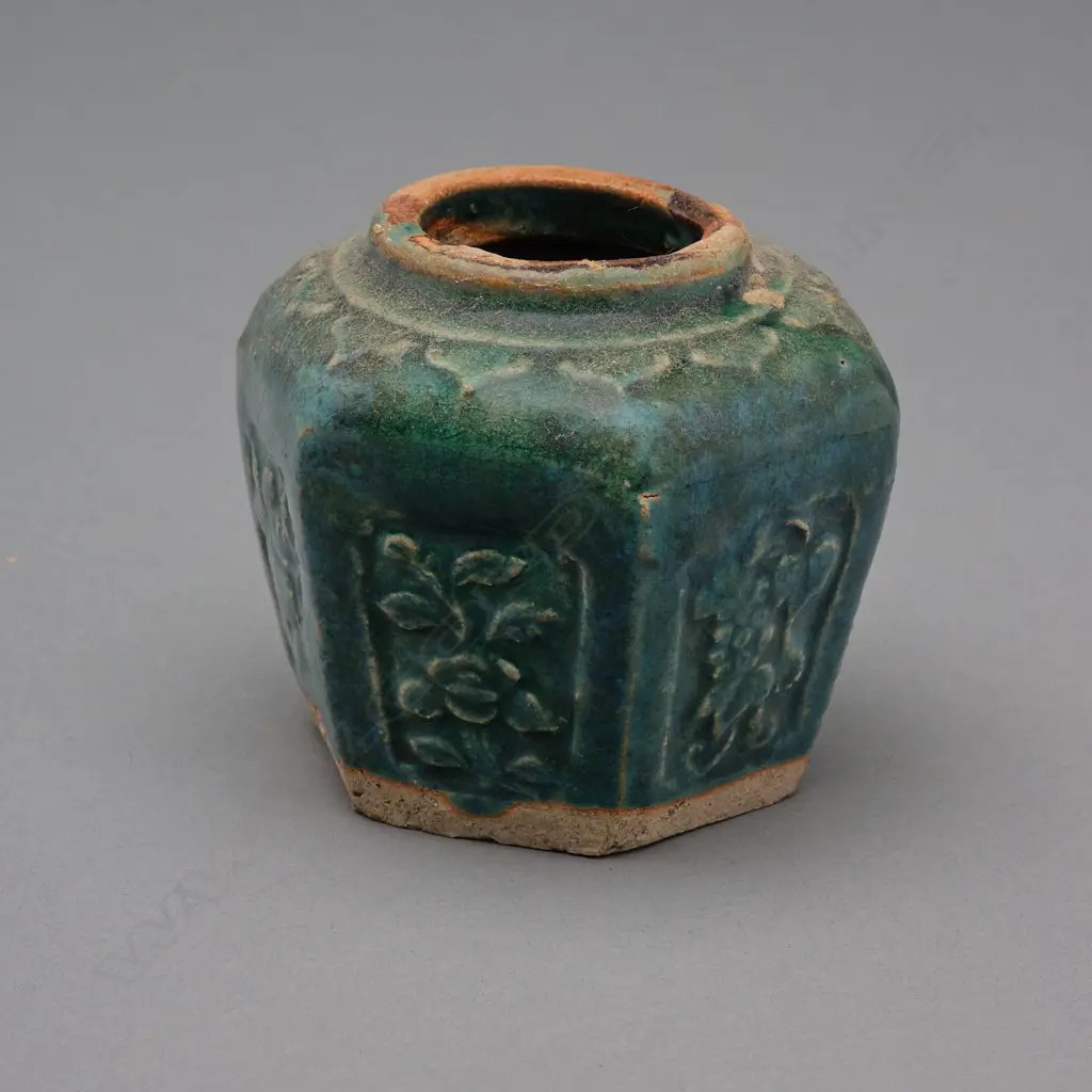 Chinese stoneware jar, c.1875 Image 1++